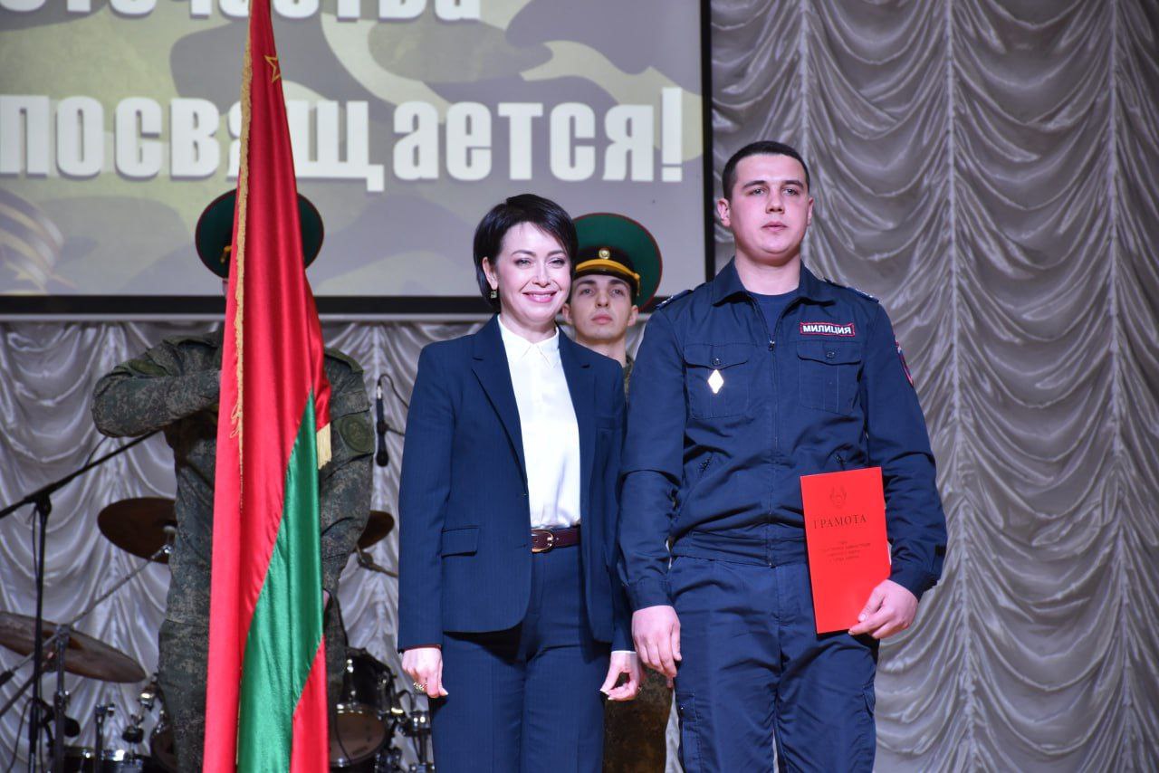 В Каменке отметили День защитника Отечества В Каменке отметили День защитника Отечества