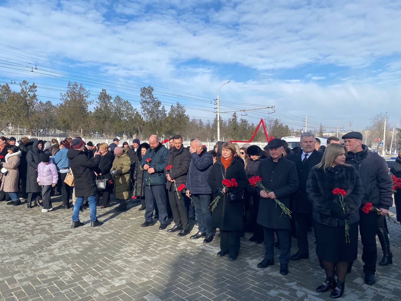 Память защитников Отечества почтили сегодня в Бендерах Память защитников Отечества почтили сегодня в Бендерах