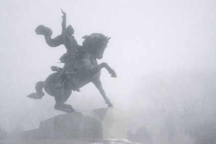 ����� ���������� 200-500 ������ ���������� �� �����