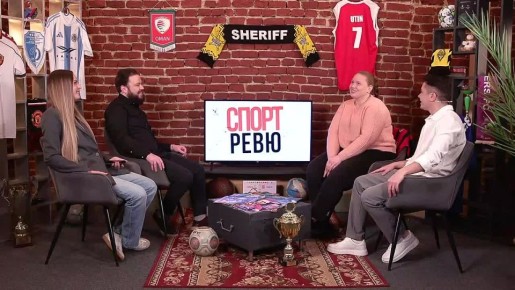 «Я стараюсь на маршрутках не ездить, больше пешком. А то все косятся, думают: вот дома тиран у неё»