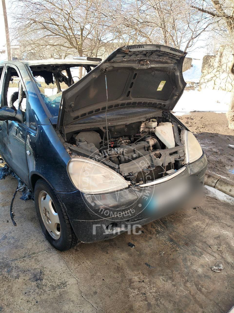 В воскресенье в Днестровске произошёл пожар – на парковке у многоэтажки загорелся Mercedes В воскресенье в Днестровске произошёл пожар – на парковке у многоэтажки загорелся Mercedes