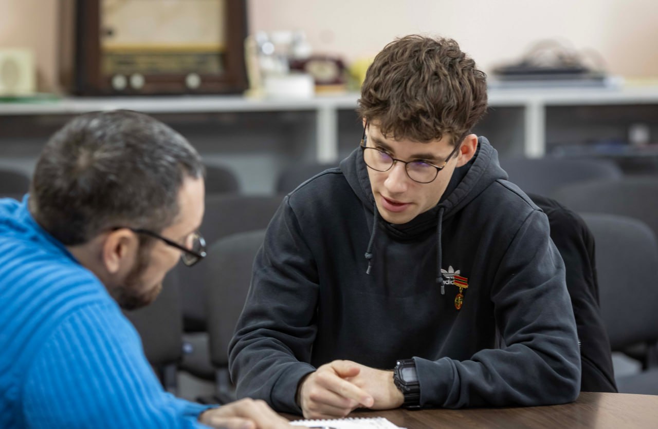 Путешественник из Франции Николя Ваке уже год живет в Тирасполе и успел заметно подтянуть русский Путешественник из Франции Николя Ваке уже год живет в Тирасполе и успел заметно подтянуть русский