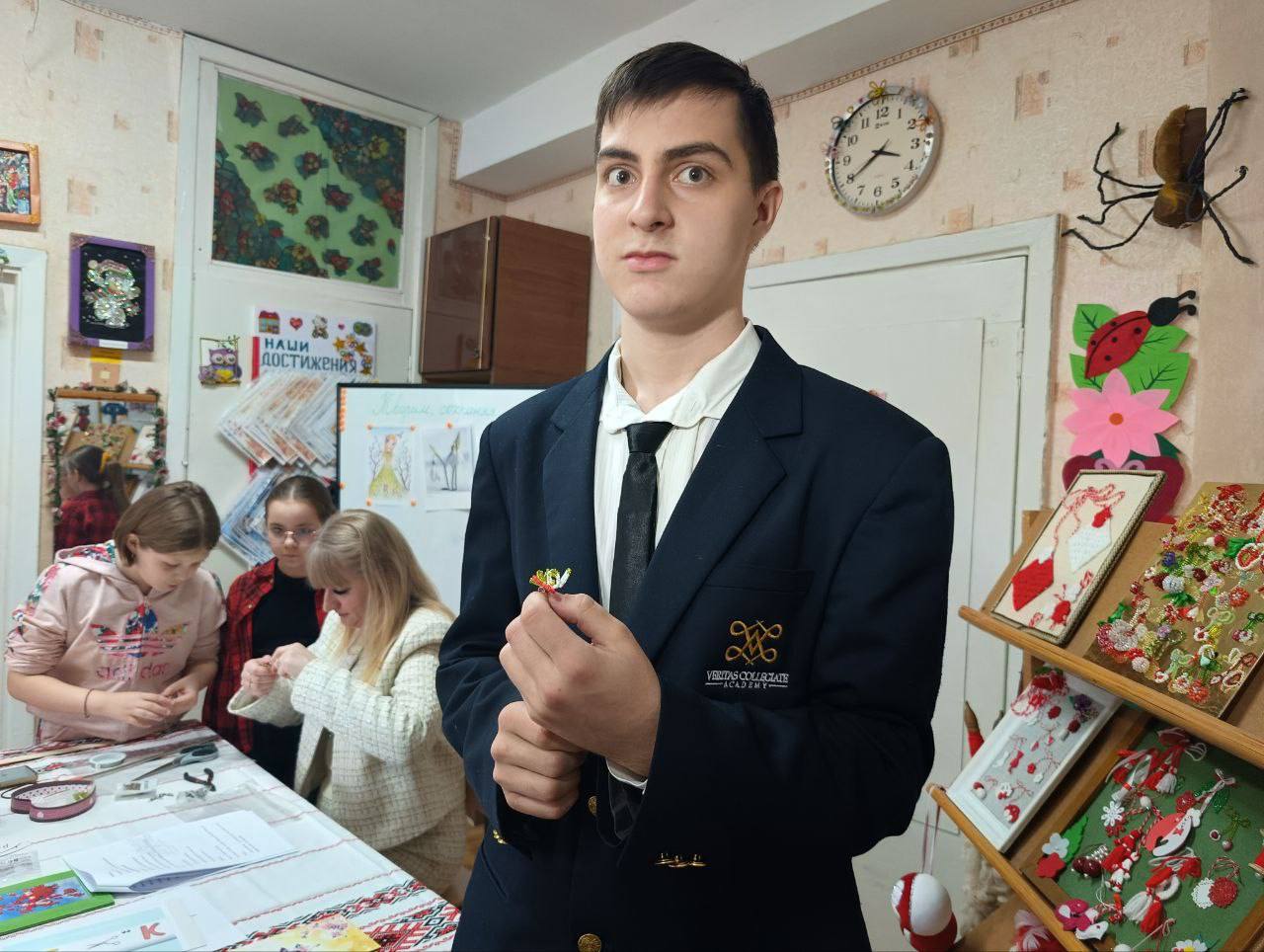 Творим, сохраняя традиции. В кружке «Бусинка за бусинкой» филиала ДДЮТ «Радуга» прошёл открытый урок и мастер-класс по изготовлению мэрцишоров из бисера Творим, сохраняя традиции. В кружке «Бусинка за бусинкой» филиала ДДЮТ «Радуга» прошёл открытый урок и мастер-класс по изготовлению мэрцишоров из бисера