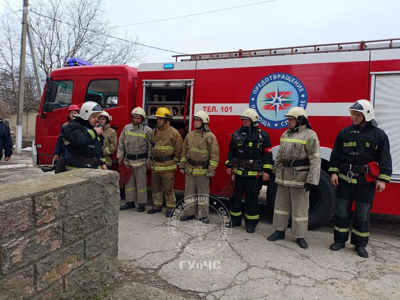 Снегопад, сугробы, гололёд и блэкаут – легенда масштабных учений Гражданской защиты в Слободзее Снегопад, сугробы, гололёд и блэкаут – легенда масштабных учений Гражданской защиты в Слободзее