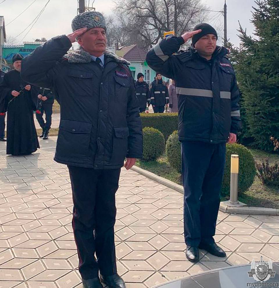 Вечная слава павшим героям! Вечная слава павшим героям!