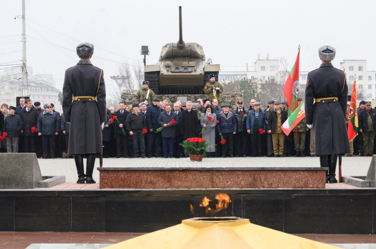 Приднестровье почтило память защитников Приднестровье почтило память защитников