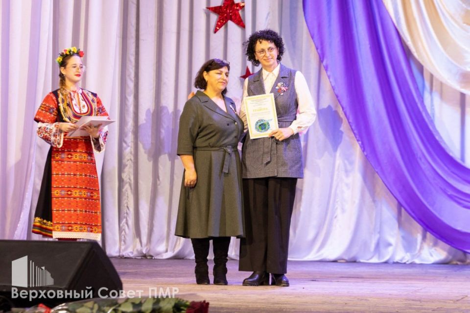 В Парканах состоялась торжественная церемония награждения призёров международного конкурса «Вместе в XXI веке» В Парканах состоялась торжественная церемония награждения призёров международного конкурса «Вместе в XXI веке»