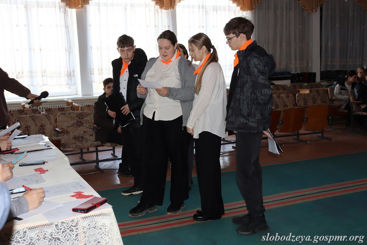 Команда Слободзейской школы №2 представит район в республиканском конкурсе «Моя страна – моё Приднестровье» Команда Слободзейской школы №2 представит район в республиканском конкурсе «Моя страна – моё Приднестровье»