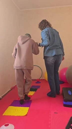 «Аутгалактика» в Бендерах открылась в воскресенье – мамы детей с аутизмом организовали развивающий центр, который работает по выходным