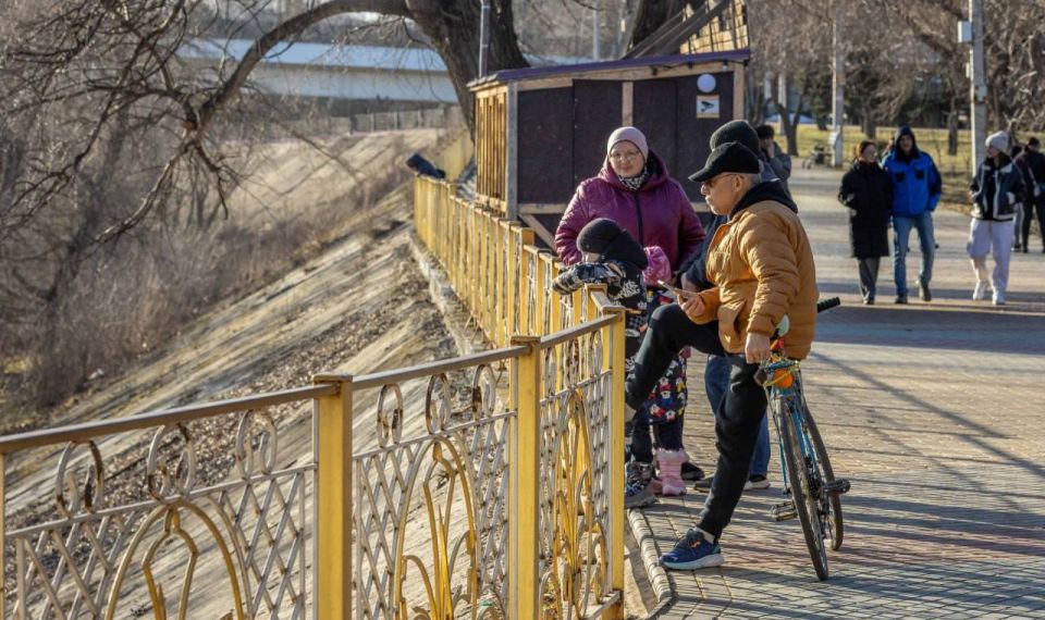 Весна в Тирасполе: солнце ярче, небо выше, улицы светлее — весеннее настроение в кадрах Виктора Громова Весна в Тирасполе: солнце ярче, небо выше, улицы светлее — весеннее настроение в кадрах Виктора Громова
