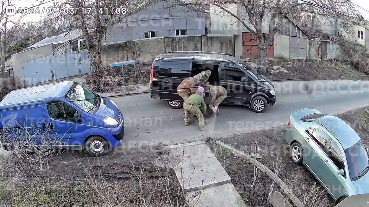 Очередная "добровольная мобилизация" в Одессе