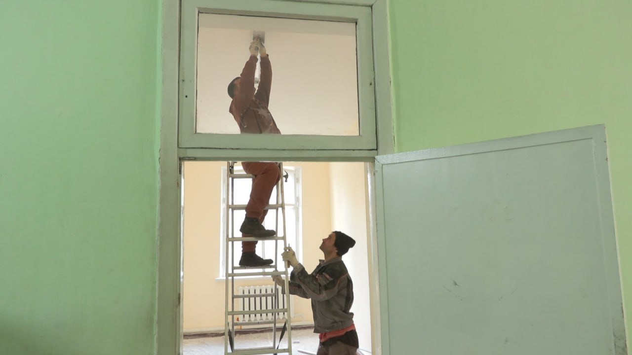 Здание бендерской школы футбола модернизируют Здание бендерской школы футбола модернизируют