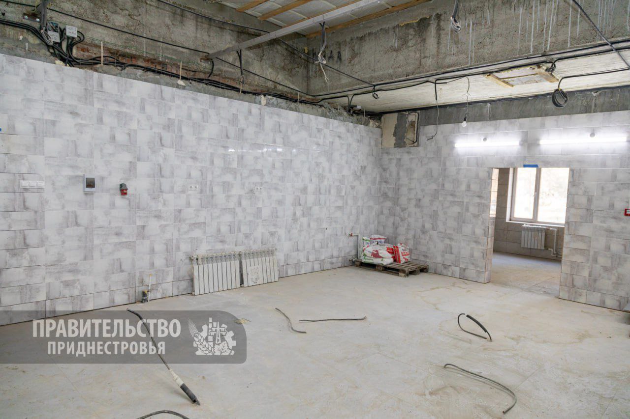 Зампред Правительства Виталий Нягу проверил ход работ на объектах Минздрава, включённых в программу ФКВ Зампред Правительства Виталий Нягу проверил ход работ на объектах Минздрава, включённых в программу ФКВ