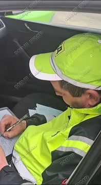 ДТП в столице. Авария произошла около 9 часов утра 12 марта на перекрёстке улицы Карла Либкнехта и переулка Раевского