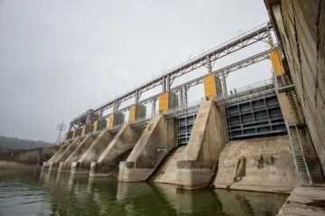 �����, ������� ������� � ������������ ���, �������� ����� �� ������� � 1,5 ������� ��������������, ������� ���� � ���� �������