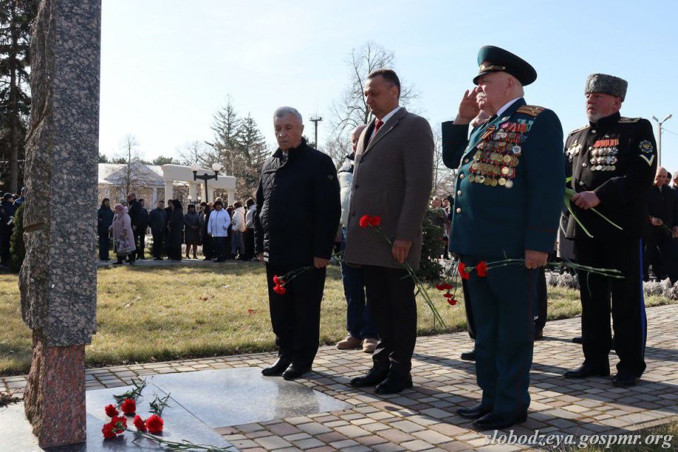 34-ю годовщину создания Народного ополчения отметили в Слободзейском районе 34-ю годовщину создания Народного ополчения отметили в Слободзейском районе