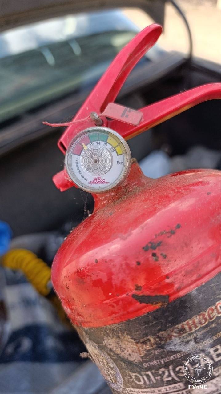 718 автомобилей проверили на наличие огнетушителей за два дня совместной операции ГАИ и ГУпЧС 718 автомобилей проверили на наличие огнетушителей за два дня совместной операции ГАИ и ГУпЧС