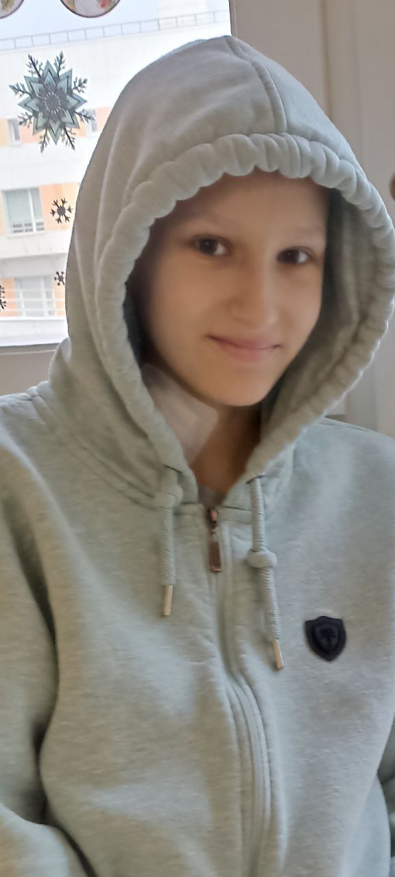 Ане Колесниченко из Тирасполя по-прежнему нужна помощь в борьбе с раком костей (саркомой Юинга)