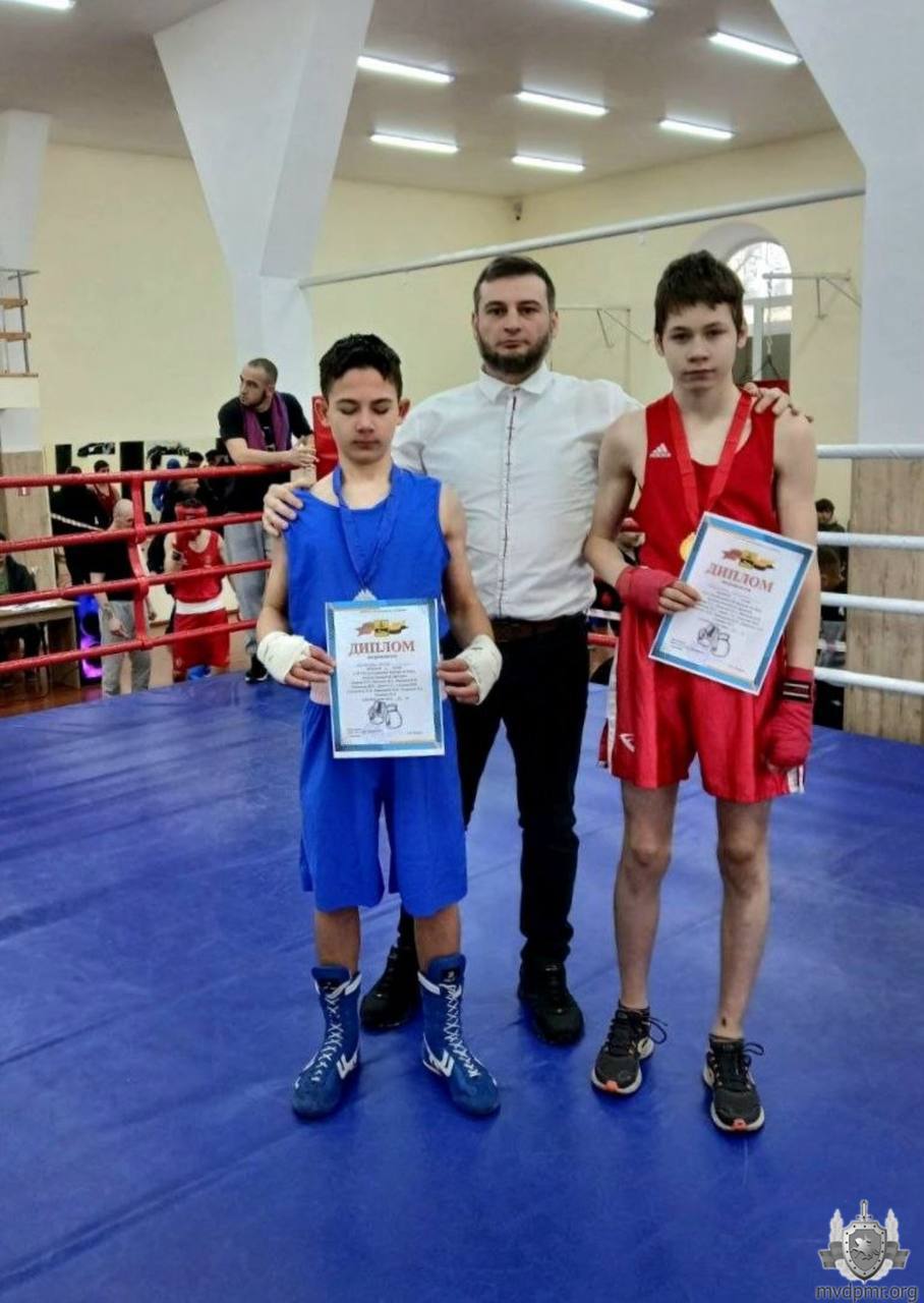 Россыпь наград у кадет РКК Россыпь наград у кадет РКК