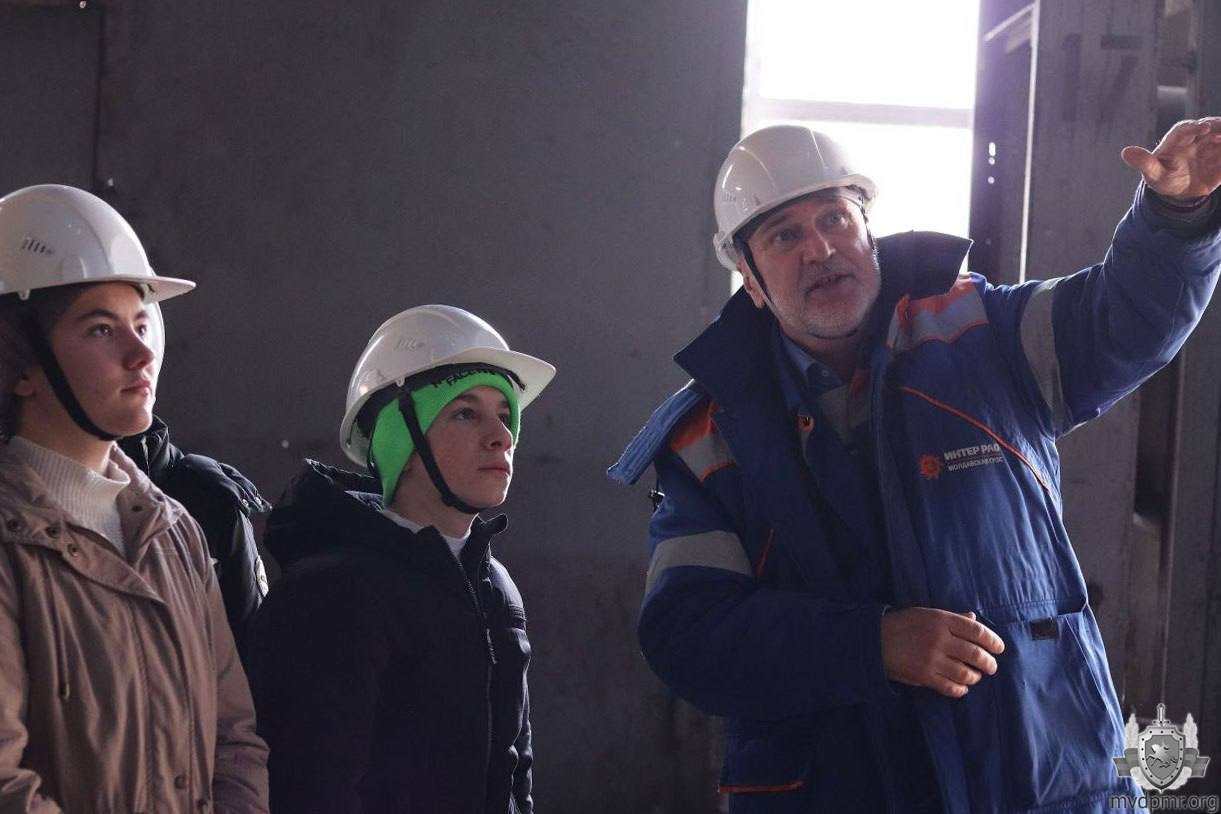 Поездка макаренцев в Днестровск Поездка макаренцев в Днестровск