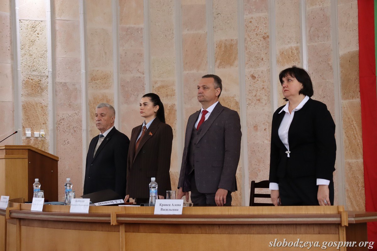 Василий Тищенко принял участие в 7-й очередной сессии 27-го созыва райгорсовета Василий Тищенко принял участие в 7-й очередной сессии 27-го созыва райгорсовета