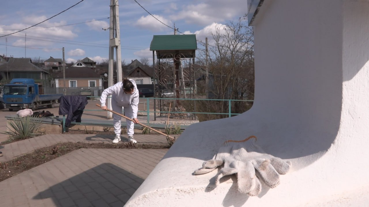 Весна — работа кипит Весна — работа кипит