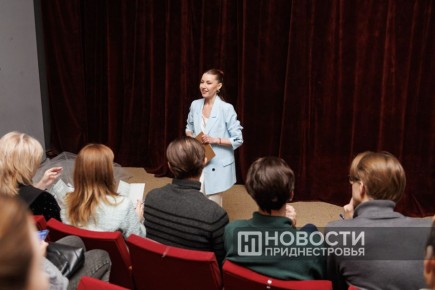 Раскрыться на сцене, стать уверенным в себе или же найти друзей и единомышленников