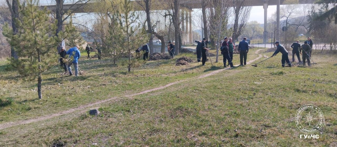 Личный состав подразделений ГУпЧС принял участие в республиканском субботнике Личный состав подразделений ГУпЧС принял участие в республиканском субботнике