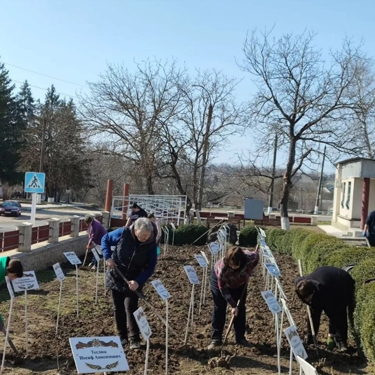 Субботники сегодня прошли и в сёлах района