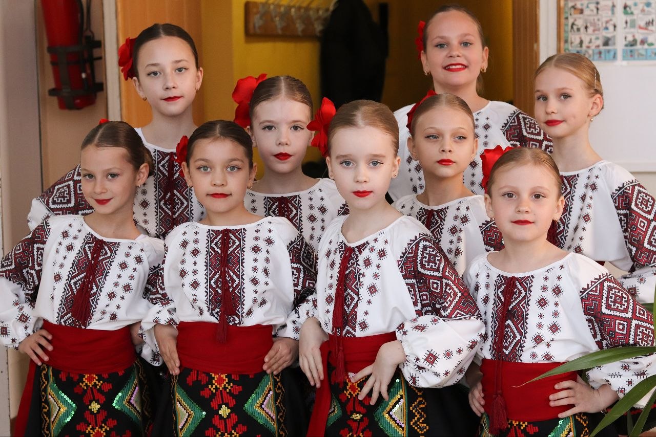 Праздник объединил участников разных возрастов, подарив яркие выступления и атмосферу настоящего единства Праздник объединил участников разных возрастов, подарив яркие выступления и атмосферу настоящего единства