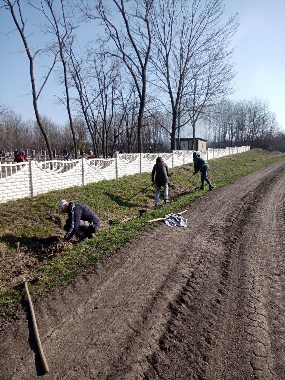 Субботники сегодня прошли и в сёлах района Субботники сегодня прошли и в сёлах района