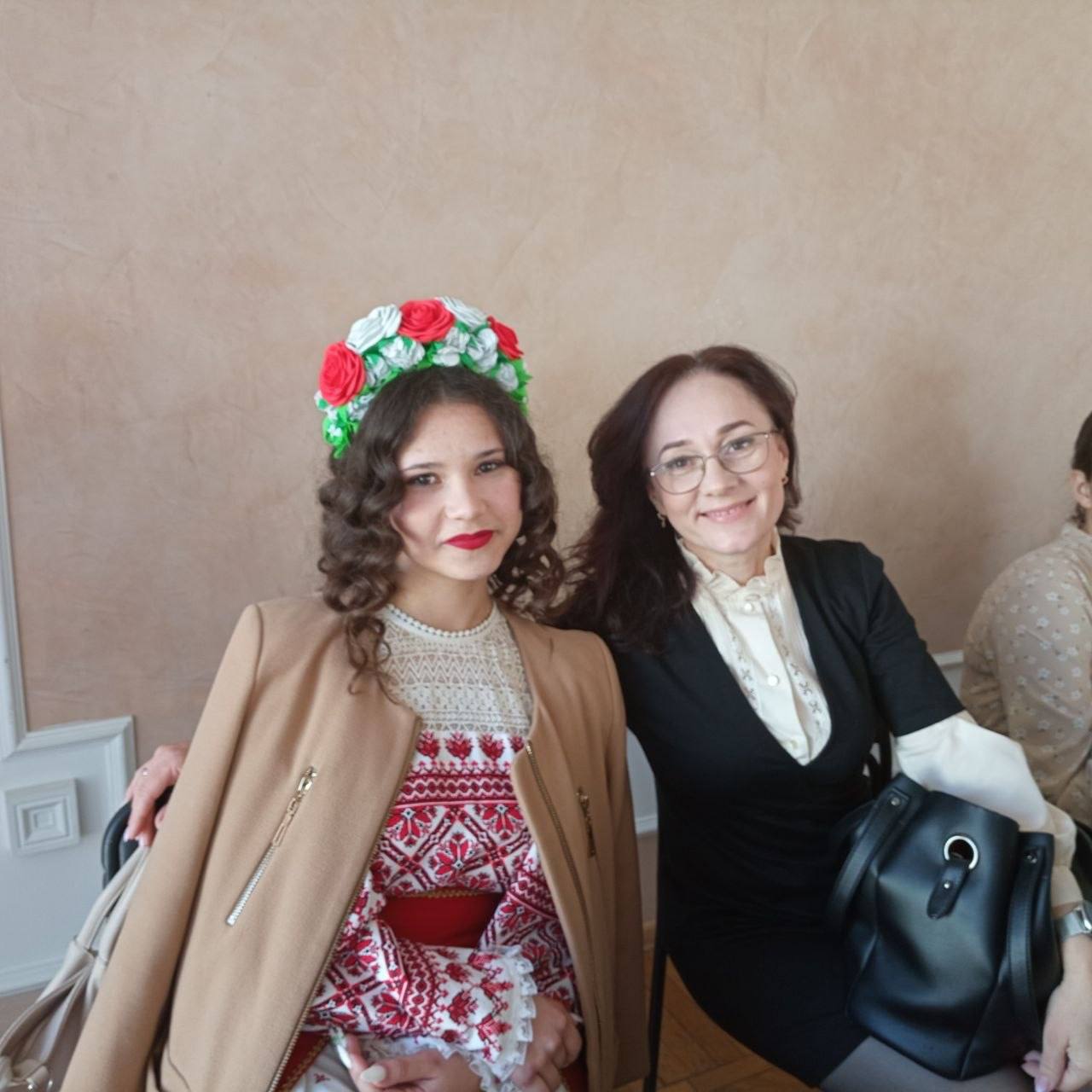 Высокий результат. Дважды президентский стипендиат, учащаяся МОУ ДО «Бендерская детская школа искусств» Вероника Мостовая вновь добилась высокого результата на республиканском конкурсе «Юный исполнитель Приднестровья» Высокий результат. Дважды президентский стипендиат, учащаяся МОУ ДО «Бендерская детская школа искусств» Вероника Мостовая вновь добилась высокого результата на республиканском конкурсе «Юный исполнитель Приднестровья»