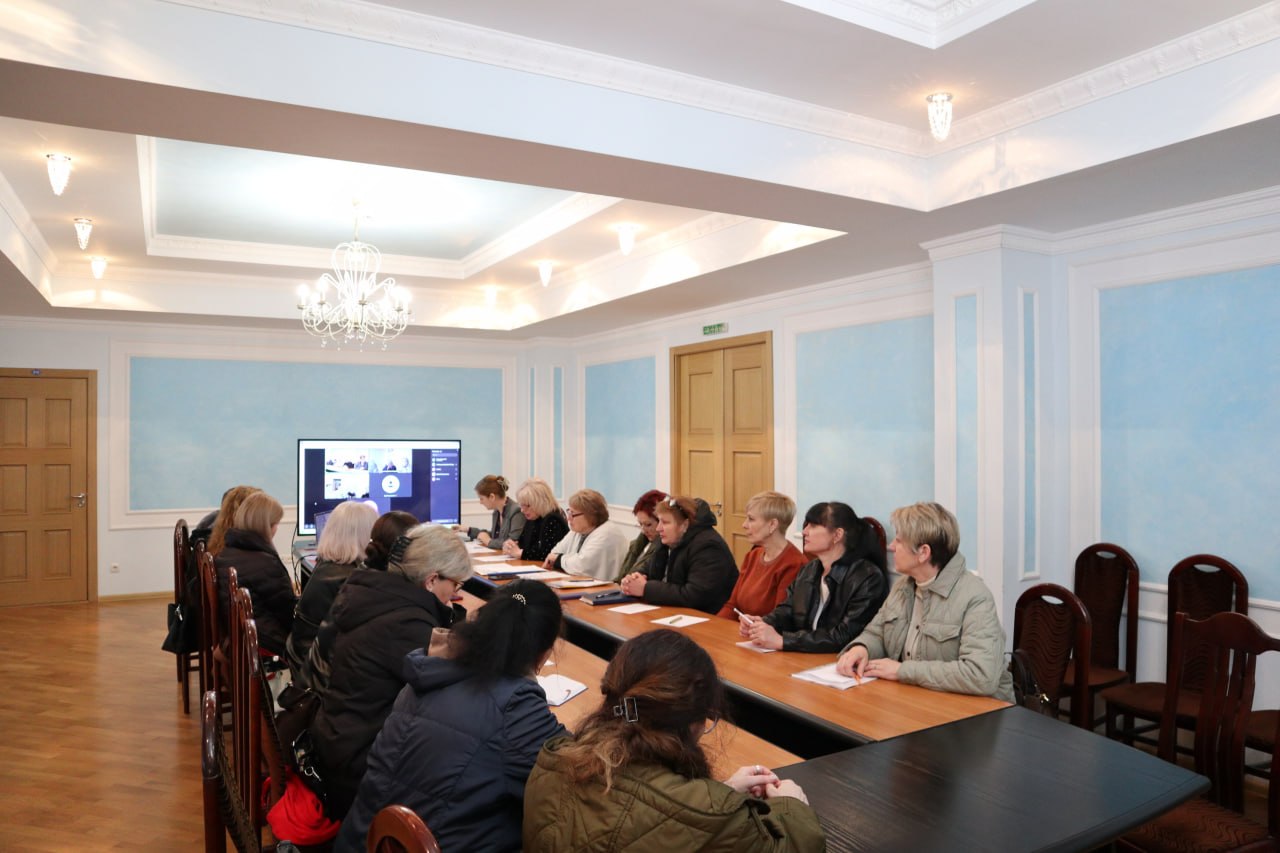 В ГОСУДАРСТВЕННОЙ СЛУЖБЕ ПО КУЛЬТУРЕ И ИСТОРИЧЕСКОМУ НАСЛЕДИЮ ПМР СОСТОЯЛОСЬ РЕСПУБЛИКАНСКОЕ СОВЕЩАНИЕ ДЛЯ РУКОВОДИТЕЛЕЙ МУЗЕЙНЫХ УЧРЕЖДЕНИЙ РЕСПУБЛИКИ «АКТУАЛЬНЫЕ ВОПРОСЫ РЕАЛИЗАЦИИ НОРМАТИВНЫХ ПРАВОВЫХ АКТОВ, РЕГУЛИРУЮЩИХ...