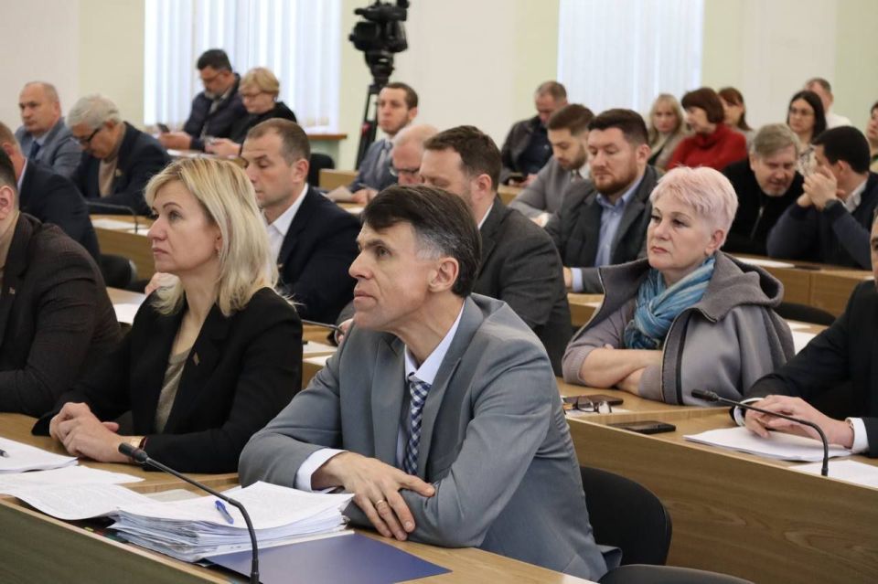 В Тирасполе прошло 3-е пленарное заседание 5-й сессии 27-го созыва горсовета В Тирасполе прошло 3-е пленарное заседание 5-й сессии 27-го созыва горсовета