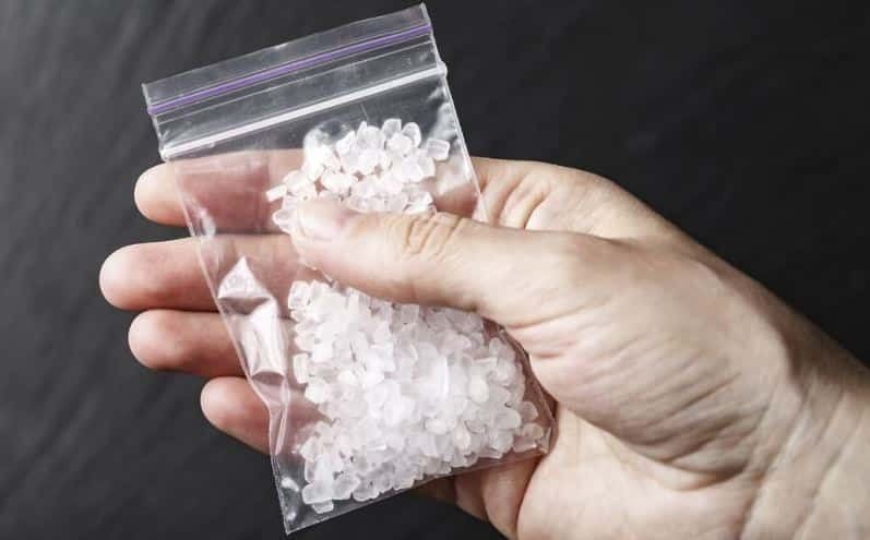 ������� ��������� � ��������� ������������������ � 17-������� ������� � 15-������� �����, ������������� � ���������� �������� ����������