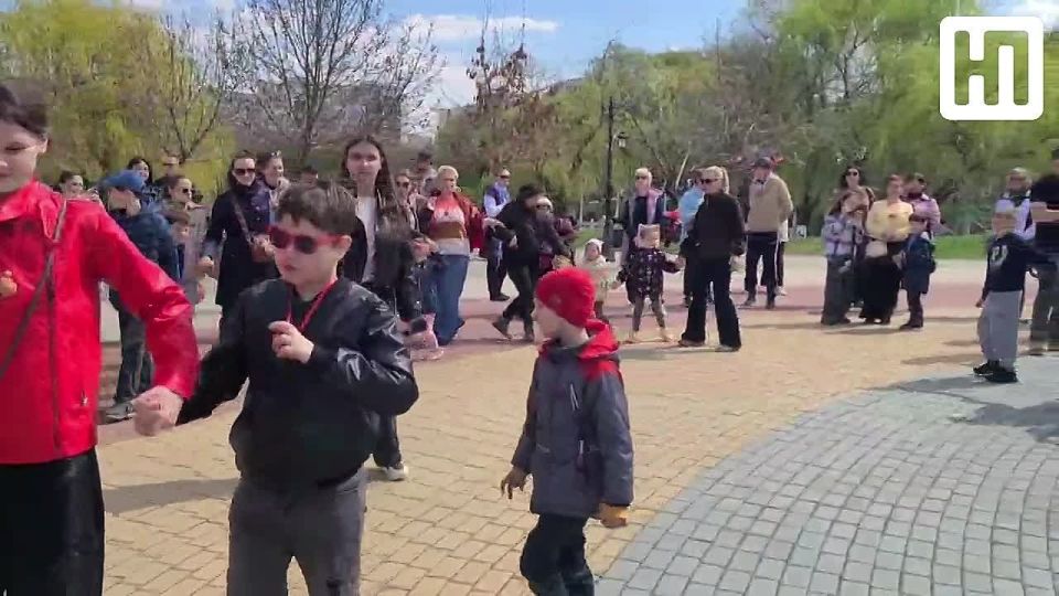 ����� ��������� ������ � �������������� �����