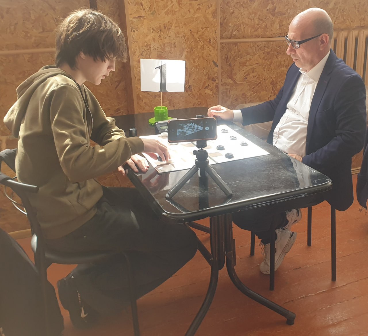 «Мемориал Грингруза» вернулся в Бендерский лицей «Мемориал Грингруза» вернулся в Бендерский лицей