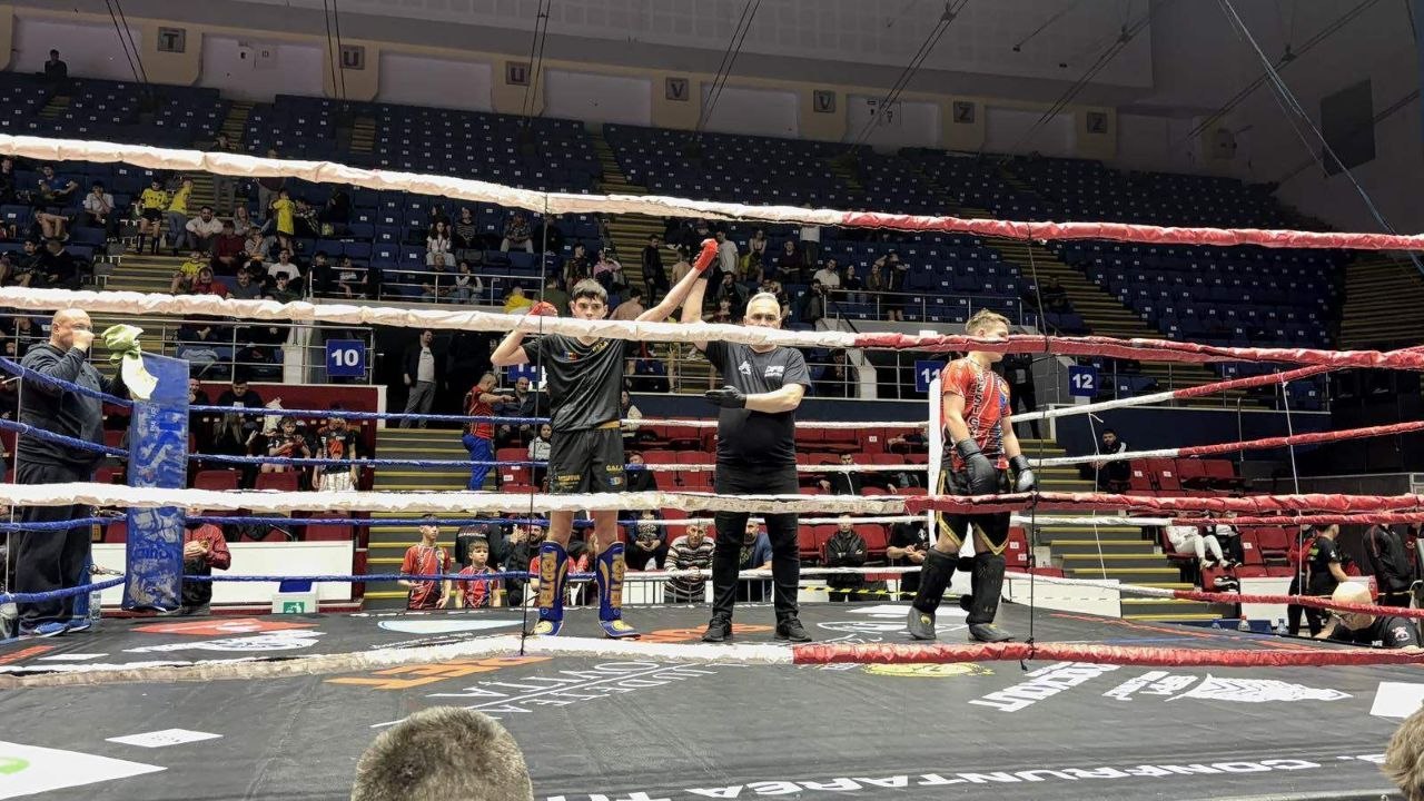 2-4 апреля в Бухаресте прошел международный турнир по кикбоксингу DFS на призы Каталина Морашану, в котором приняли участие спортсмены РОО «Национальная Федерация Кикбоксинга и Муай Тай Приднестровья» 2-4 апреля в Бухаресте прошел международный турнир по кикбоксингу DFS на призы Каталина Морашану, в котором приняли участие спортсмены РОО «Национальная Федерация Кикбоксинга и Муай Тай Приднестровья»