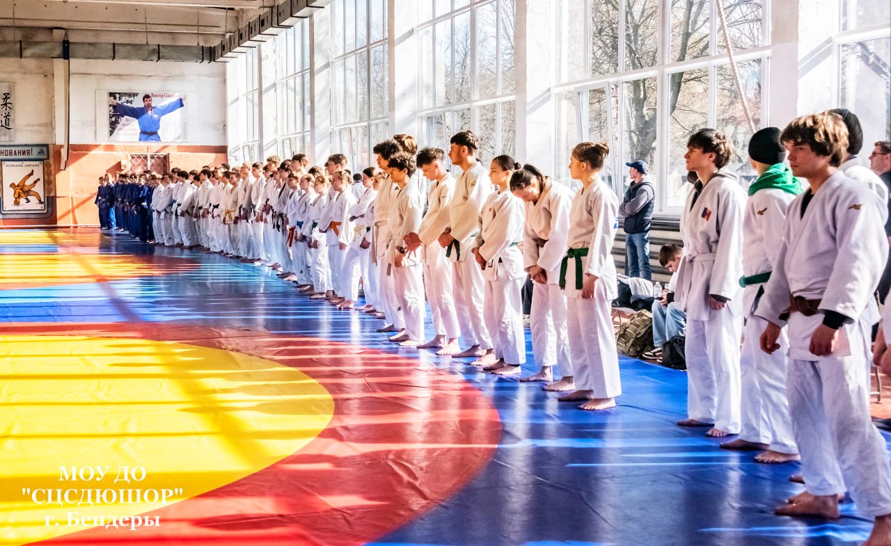 Турнир по дзюдо «Тиника РЭЙ» собрал сильнейших борцов Турнир по дзюдо «Тиника РЭЙ» собрал сильнейших борцов