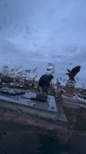 "Это Винница".. Одно из многочисленных кладбищ порожденных евромайданом