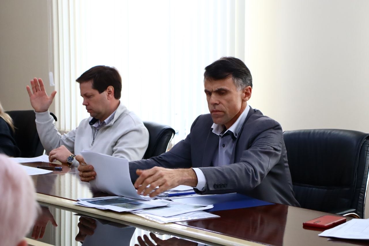 Представители госадминистрации приняли участие в заседании комиссии городского совета по социальной политике Представители госадминистрации приняли участие в заседании комиссии городского совета по социальной политике