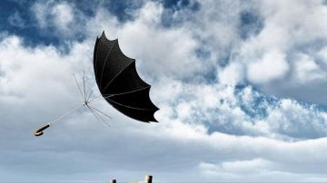 Штормовое предупреждение!. В течение дня 8 апреля местами ожидаются порывы северо-западного ветра 15 м/с