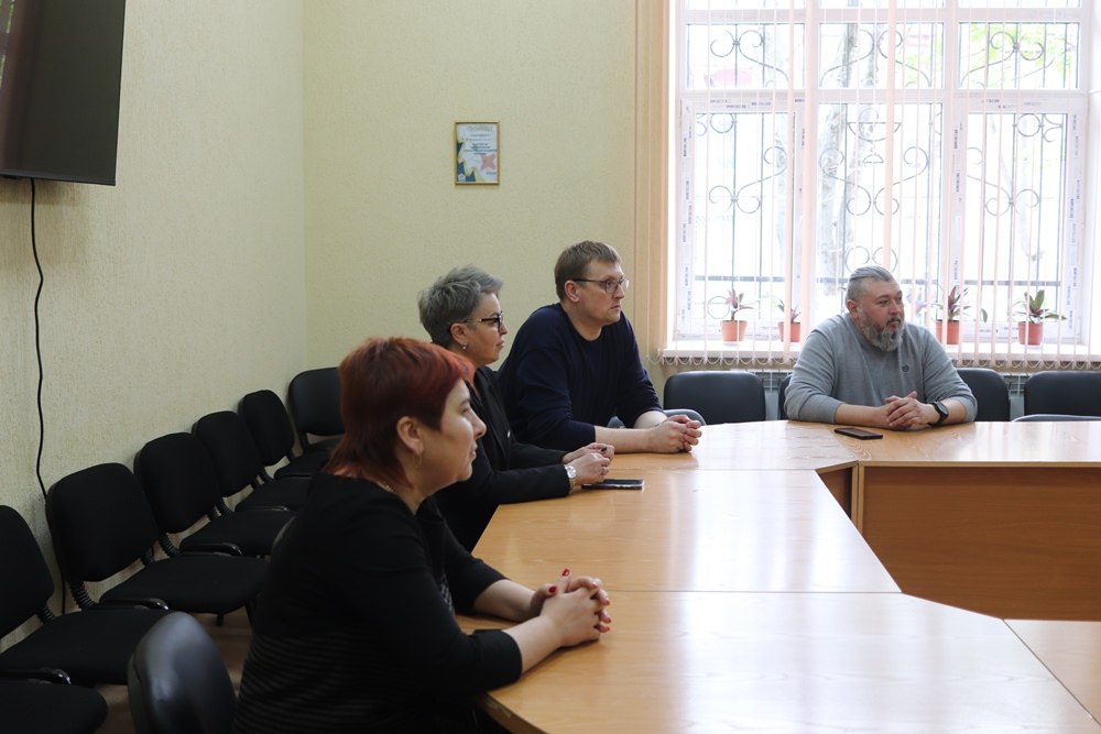 В Приднестровье создадут новую медицинскую ассоциацию специалистов по лечению заболеваний головы и шеи В Приднестровье создадут новую медицинскую ассоциацию специалистов по лечению заболеваний головы и шеи