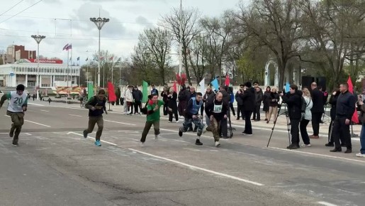 Эстафета началась. Дал старт Виталий Нягу
