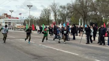 Эстафета началась. Дал старт Виталий Нягу