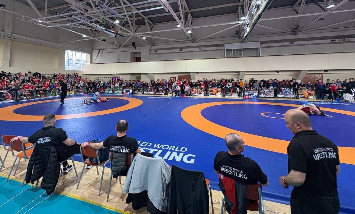 Бендерские борцы выиграли командный зачет на чемпионате Молдавии U15