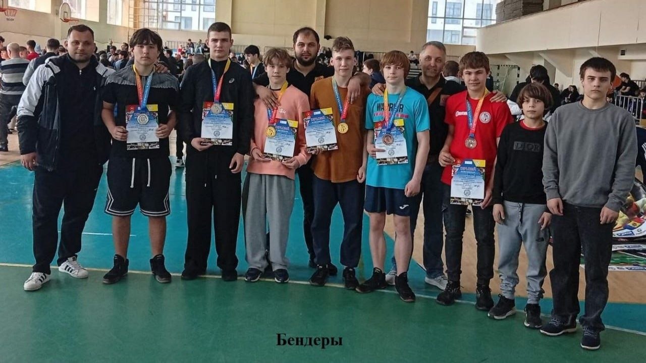 Бендеры на высоте. Бендерские борцы выиграли командный зачет на чемпионате Молдавии U15