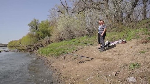 Наша съёмочная группа с инспекторами экоконтроля поймала нескольких нарушителей нерестового запрета