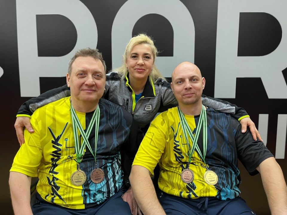 Тройной успех приднестровского теннисиста Дмитрия Лаврова Тройной успех приднестровского теннисиста Дмитрия Лаврова