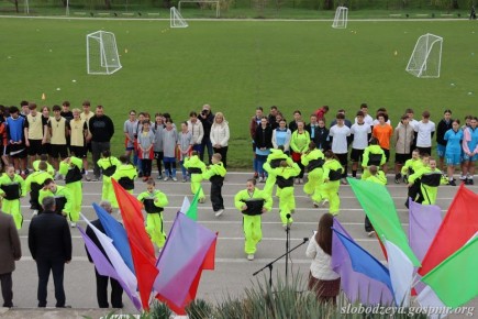 Более двух десятков команд вышли на поля Слободзеи в финале турнира «Кожаный мяч»